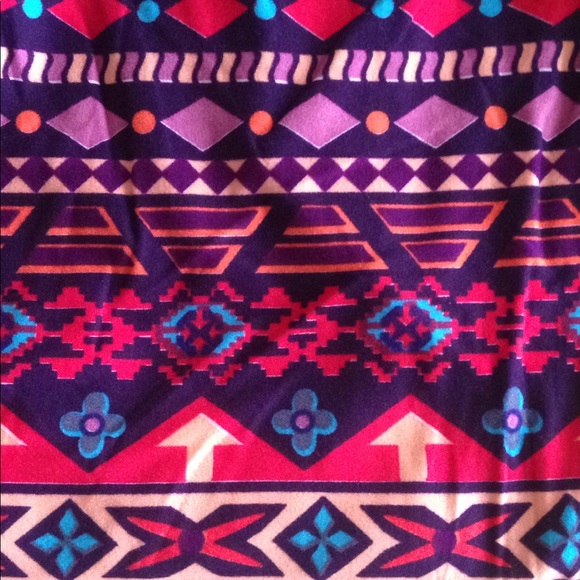 💥 LAST ONE 💥✨PLUS✨ Paisley Feather Mix Leggings - Picture 8 of 8